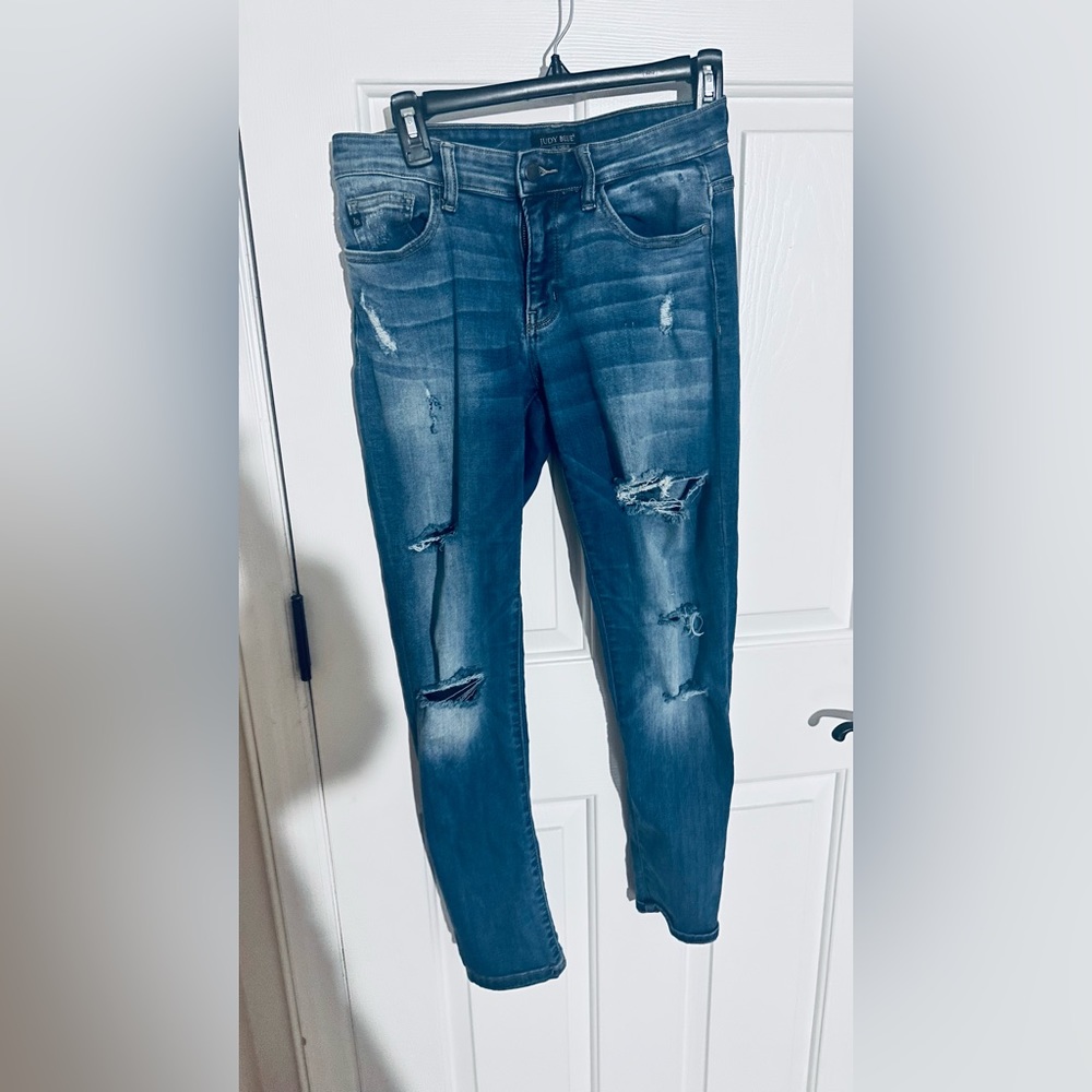 July Blue size 27 boyfriend fit distressed jeans